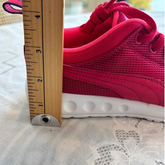 Puma Pink Lace Up Athletic Shoes Sneakers Women's Size 7,‎ euro 37.5, UK 4.5 - Picture 9 of 10